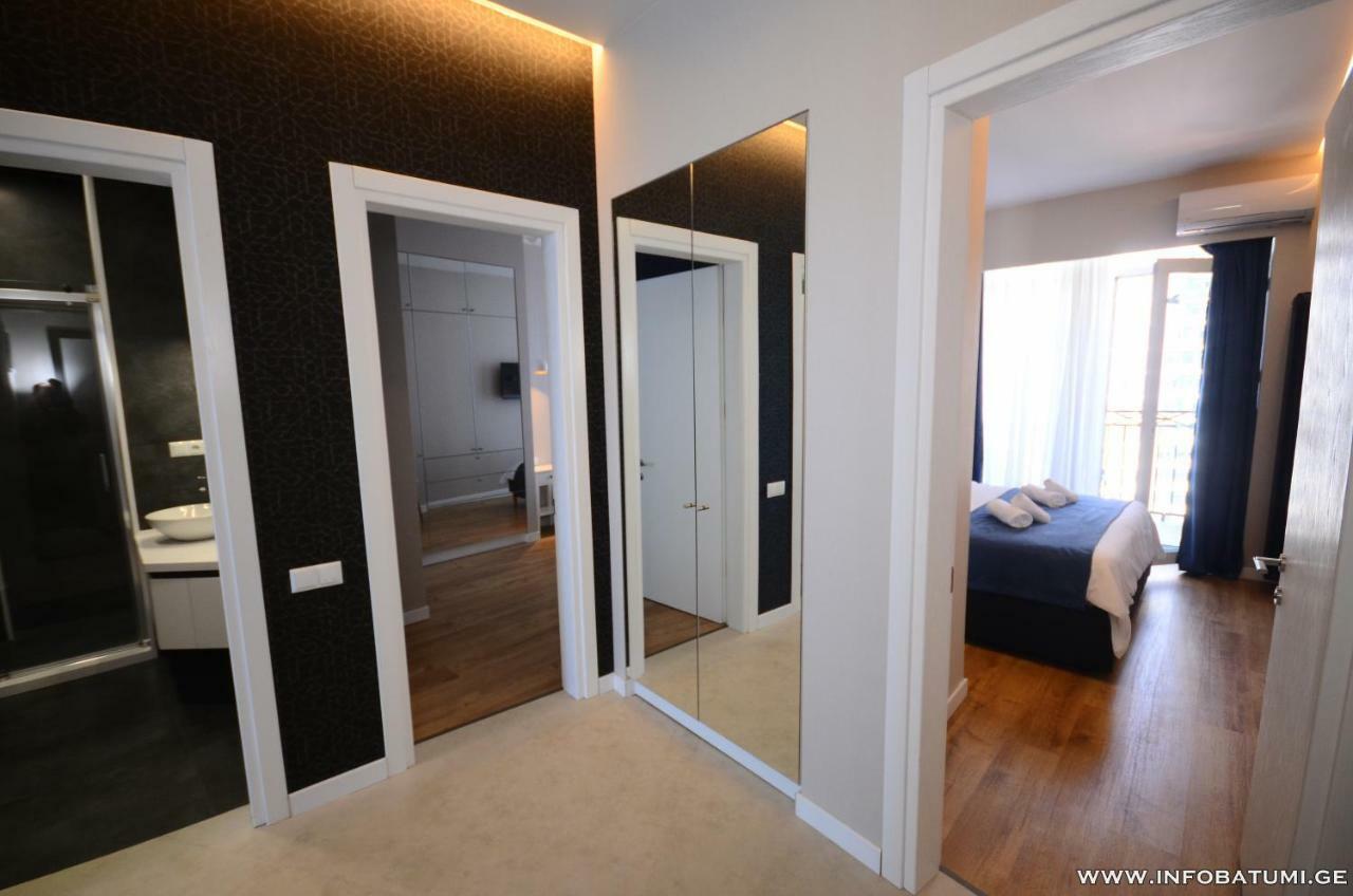 West Apartments Μπατούμι Εξωτερικό φωτογραφία