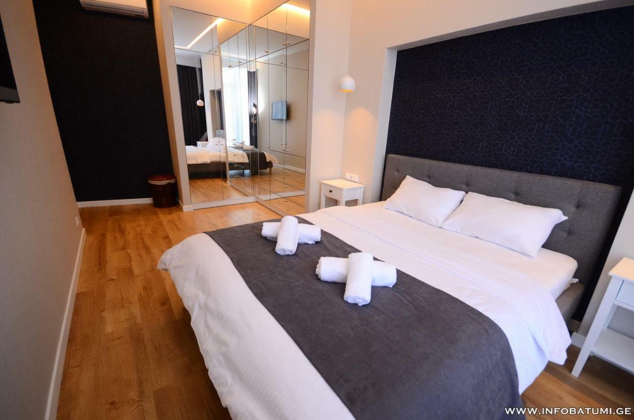 West Apartments Μπατούμι Εξωτερικό φωτογραφία