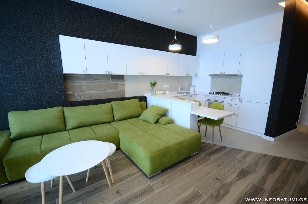 West Apartments Μπατούμι Εξωτερικό φωτογραφία