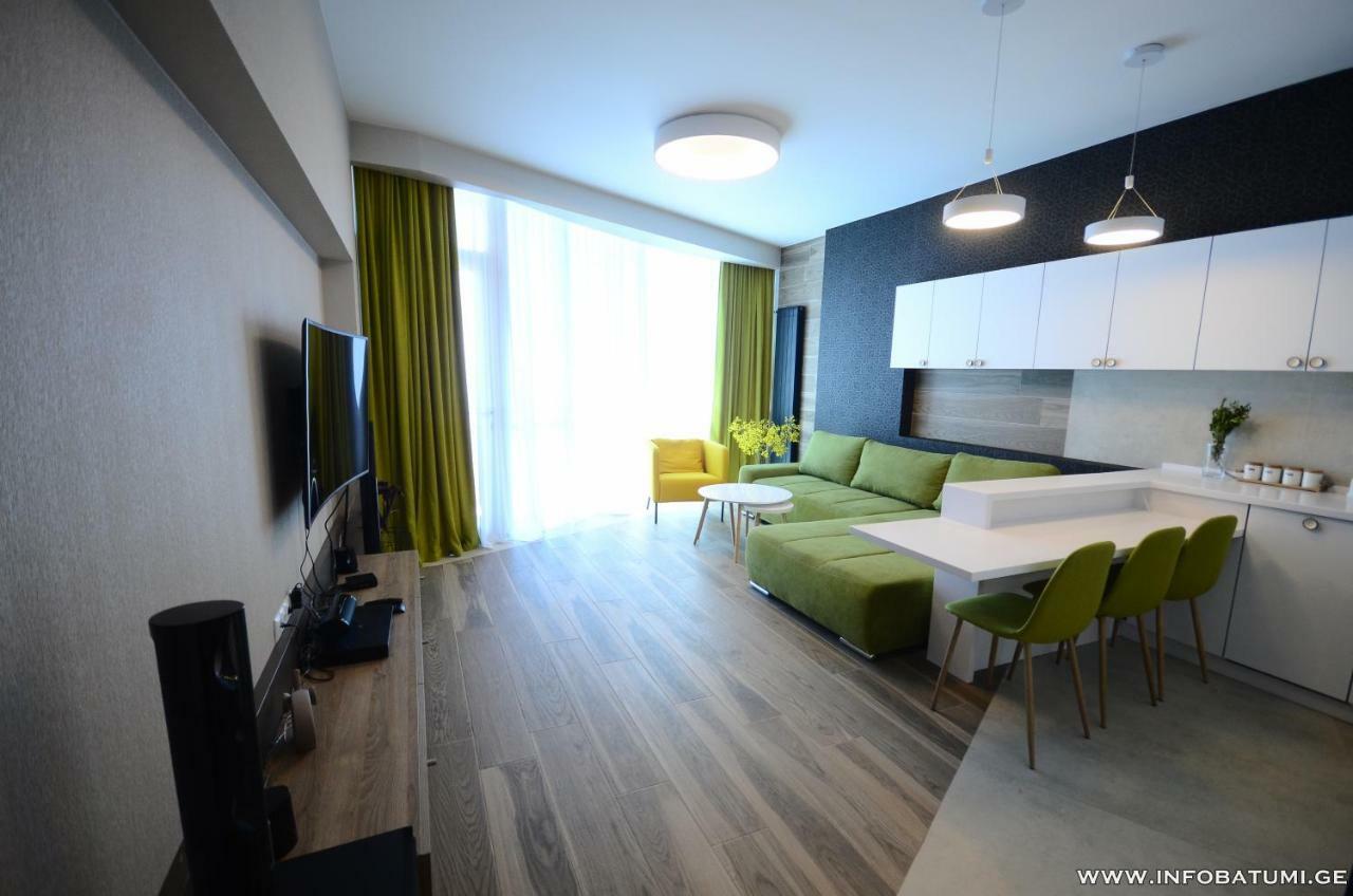 West Apartments Μπατούμι Εξωτερικό φωτογραφία